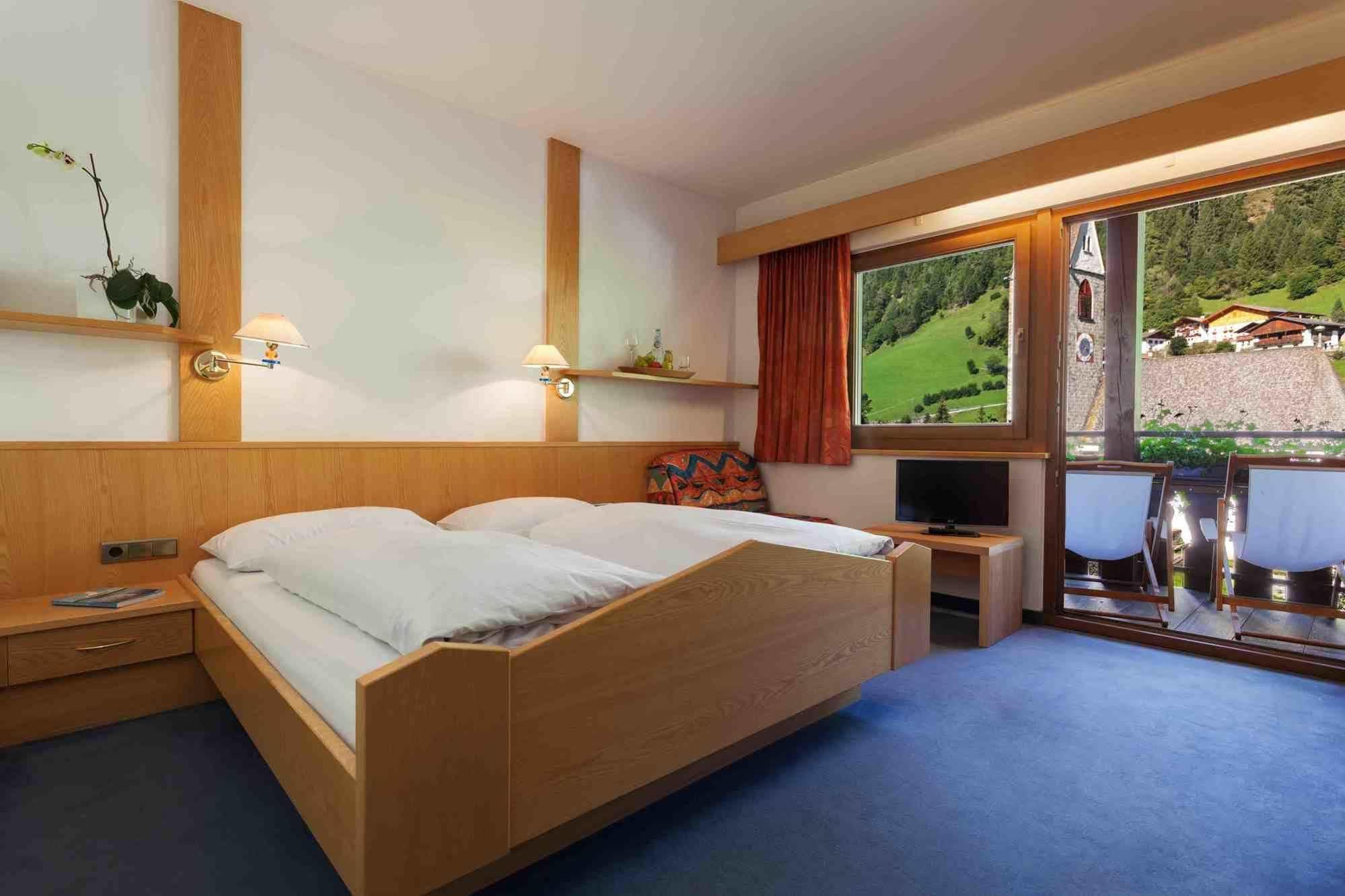Naturhotel Rainer ラチーネス エクステリア 写真